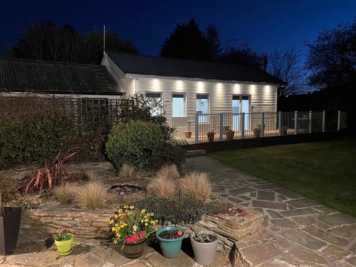 Chalet On The Green - Self Contained With Parking. Inshes Eksteriør billede